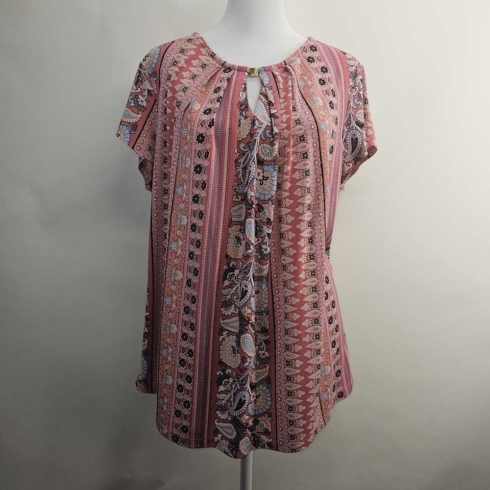 Liz Claiborne  career XL short sleeve salmon color with blue and black.